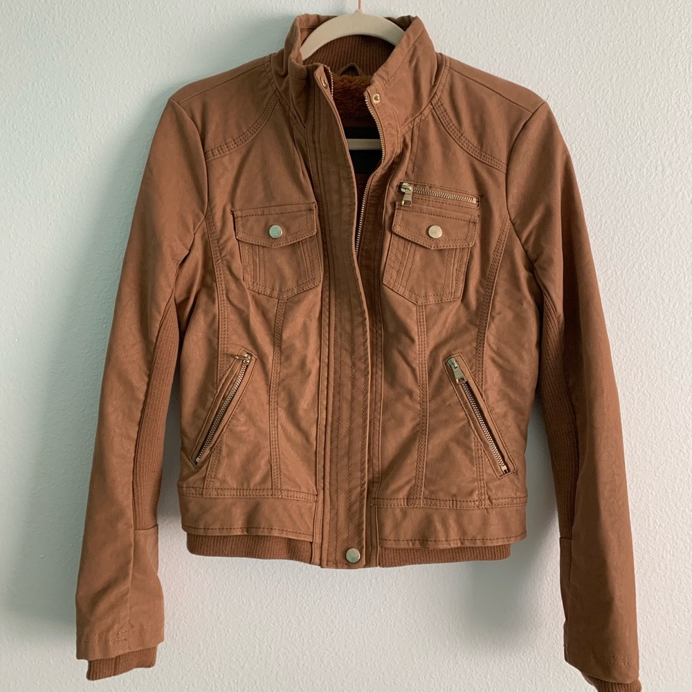 Brown / Tan Faux-Fur Lined Jacket 🧥